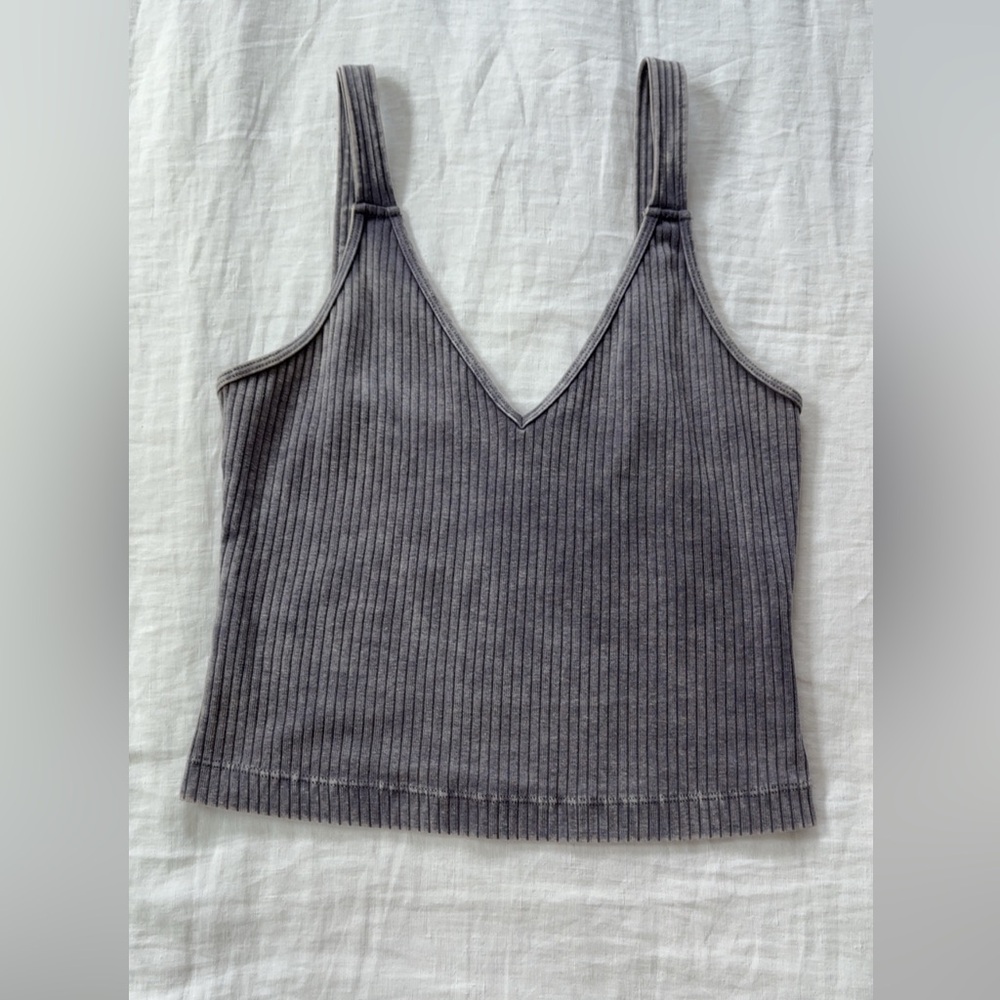 Love Tree Gray Ribbed Crop Tank Top